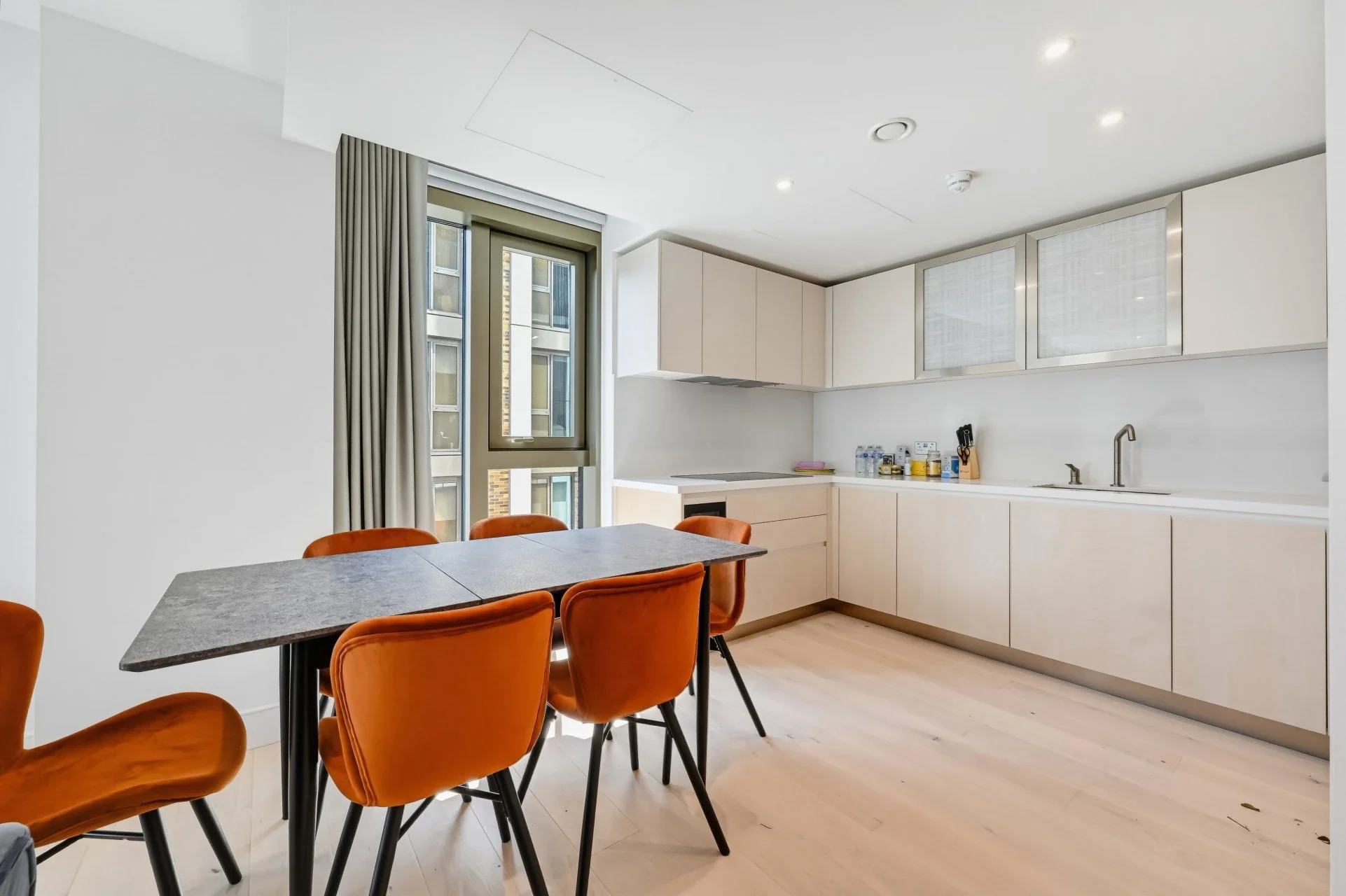 Flat Palmer Road in Greater London