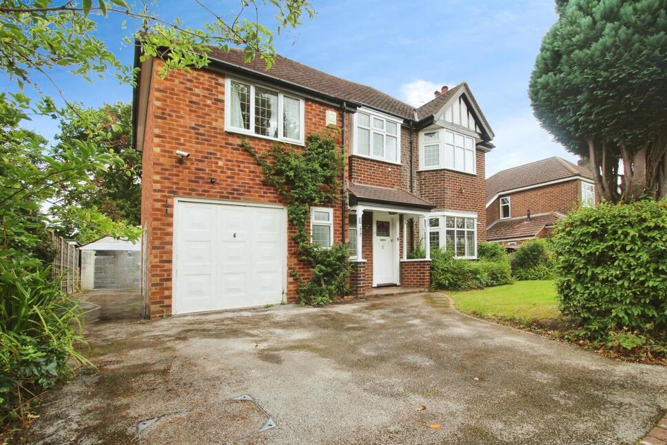 House Croft Road in Wilmslow