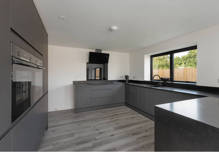 House Honey Hill in Canterbury
