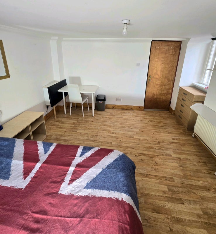 Room Chudleigh Street in Greater London