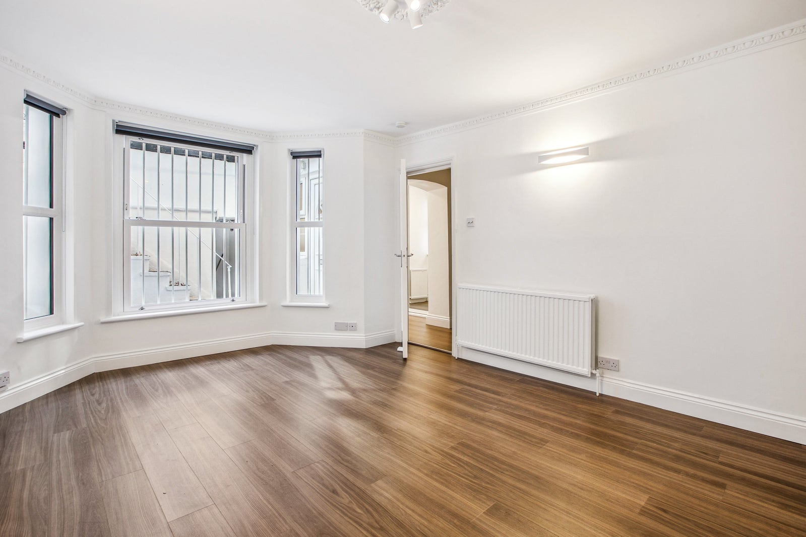Flat Elsham Road in Greater London