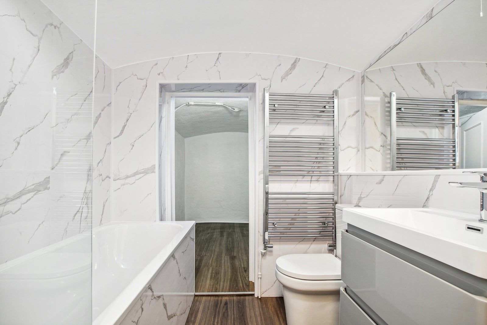 Flat Elsham Road in Greater London