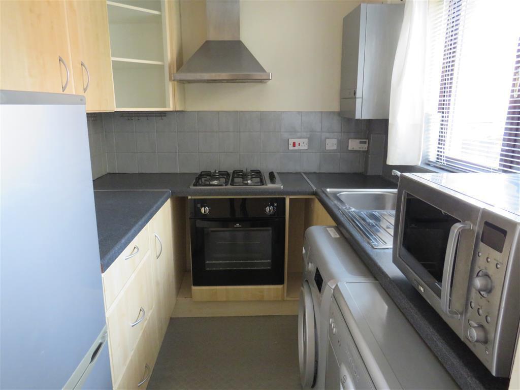 Flat Vienna Grove in Milton Keynes
