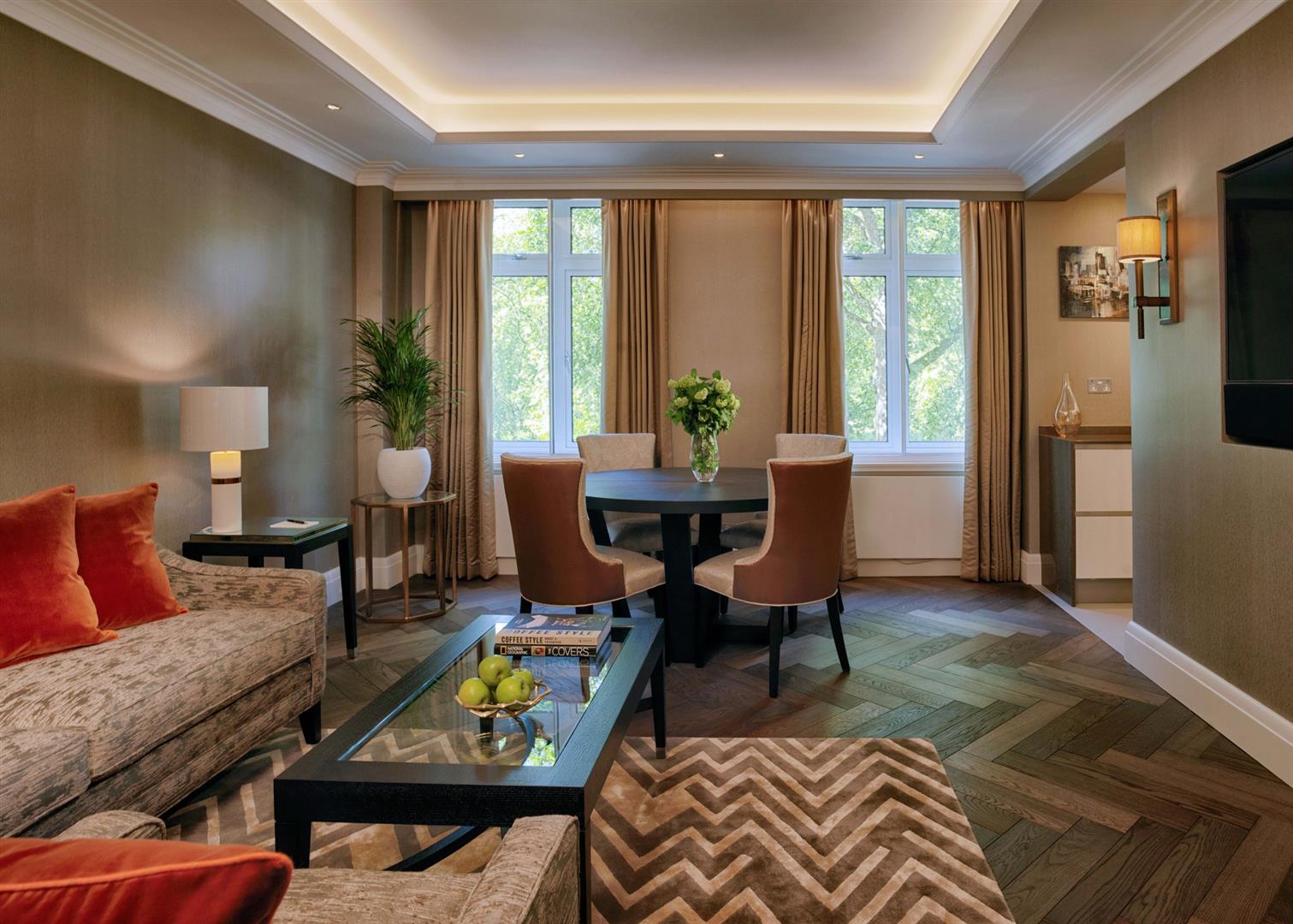 Flat Park Lane in City of Westminster
