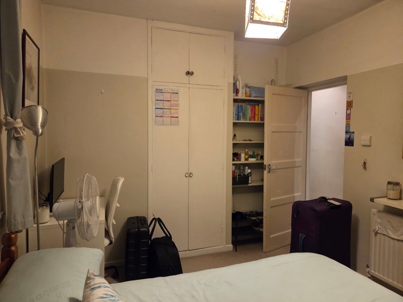 Room Honeywell Road in Greater London