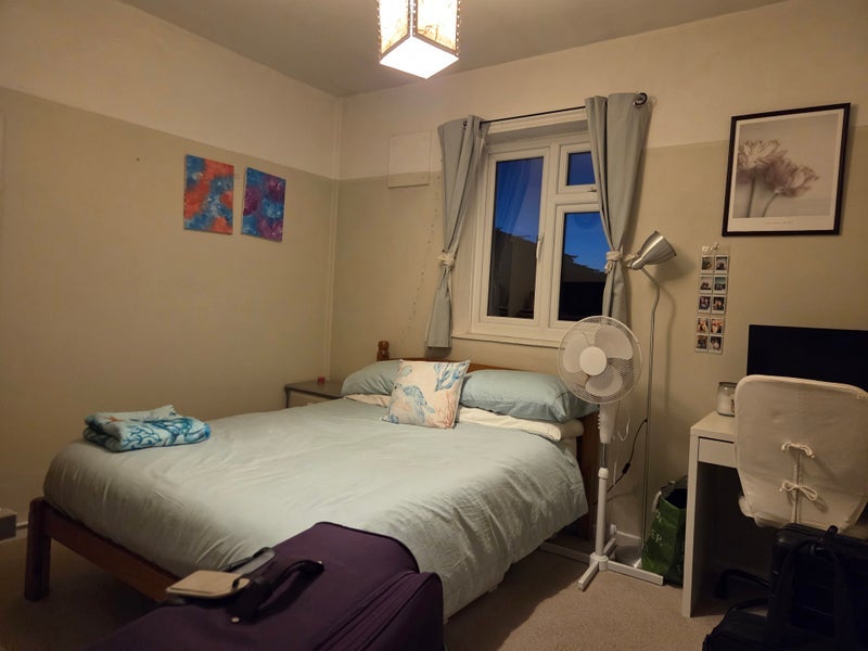 Room Honeywell Road in Greater London