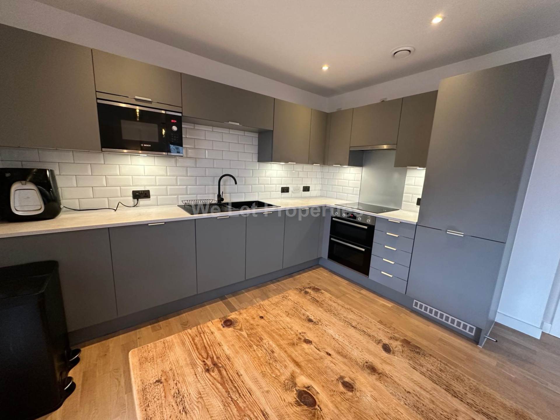 Flat Lockgate Mews in Manchester