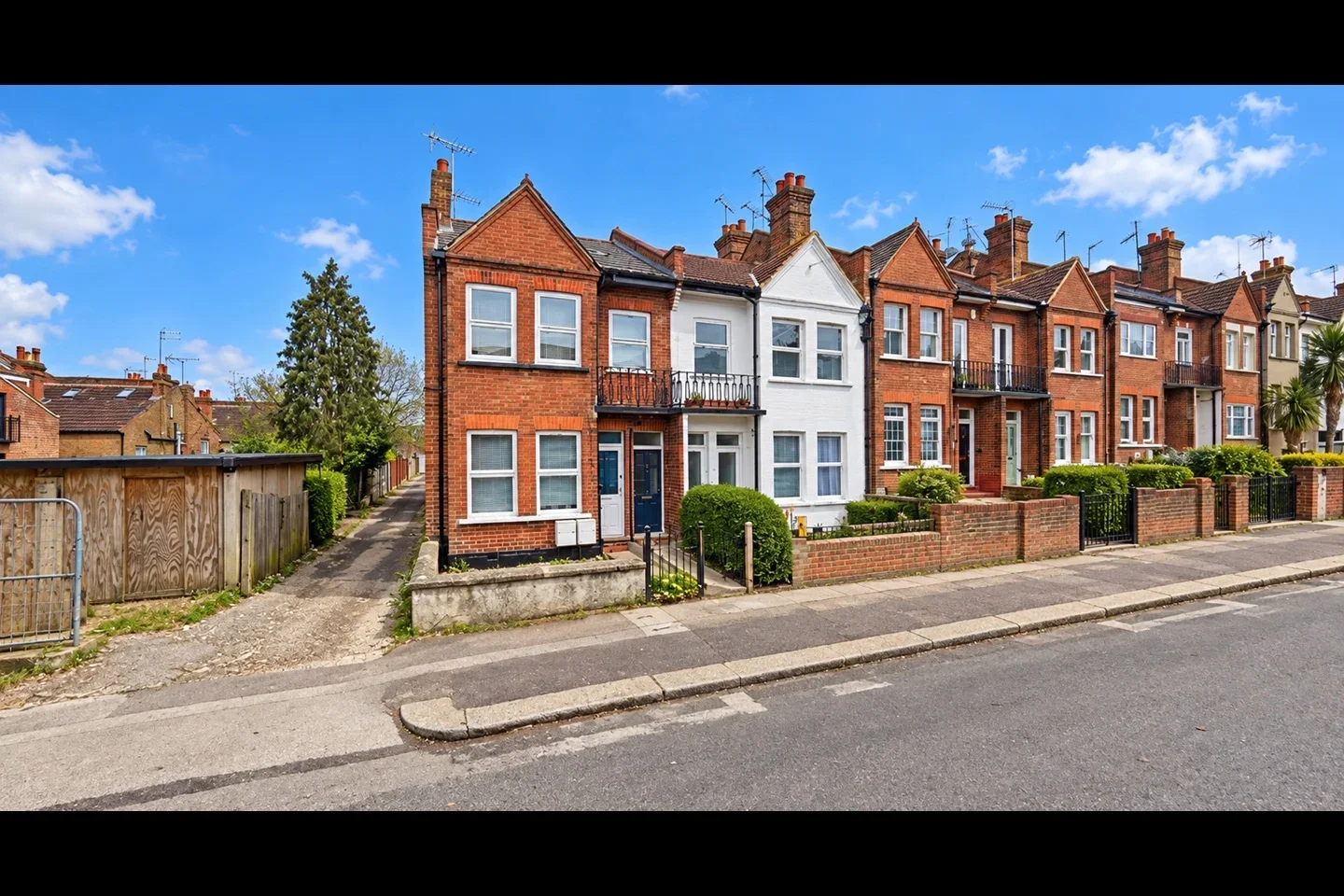 Flat Welbeck Road in Greater London