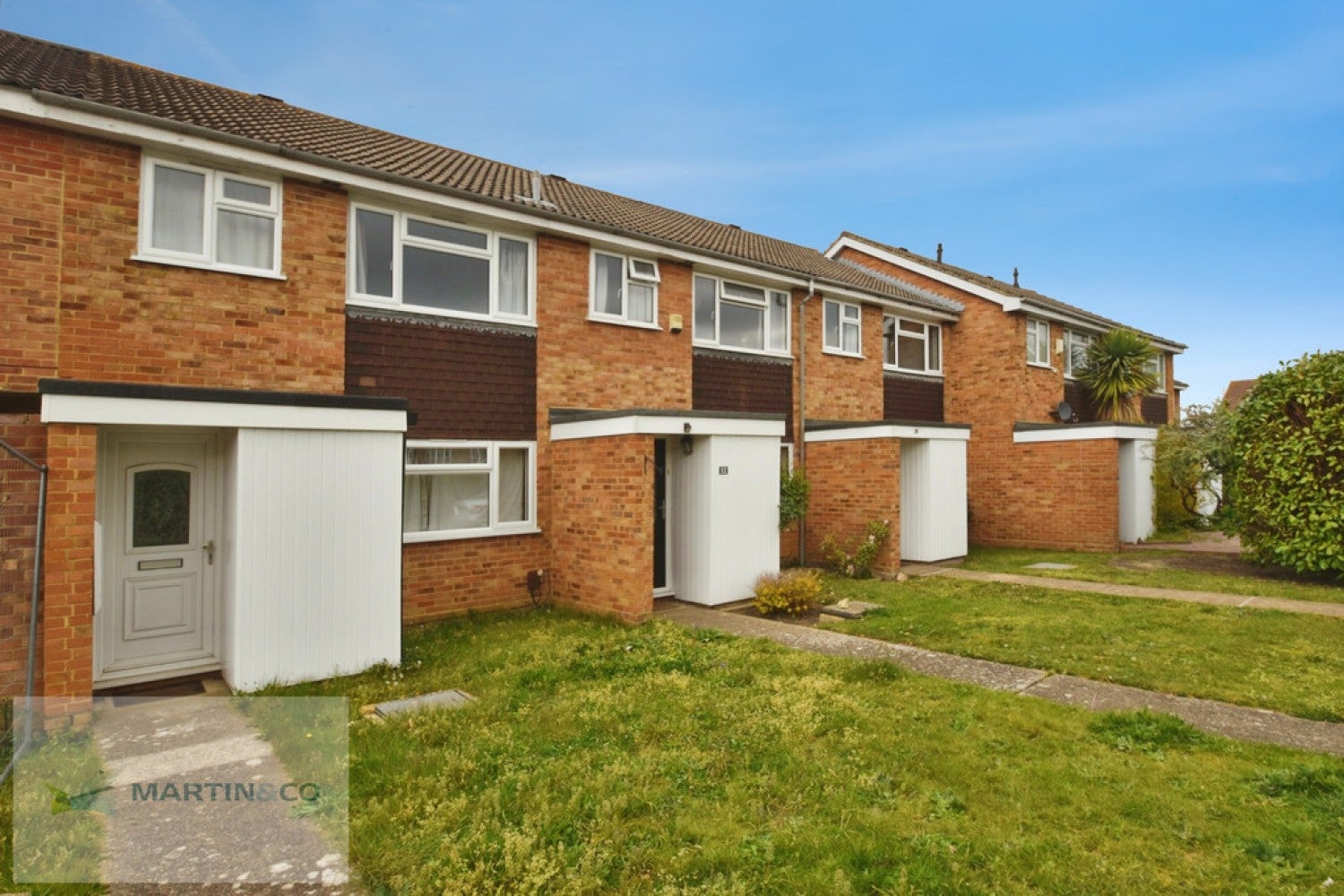 House Willowhayne Drive in Elmbridge