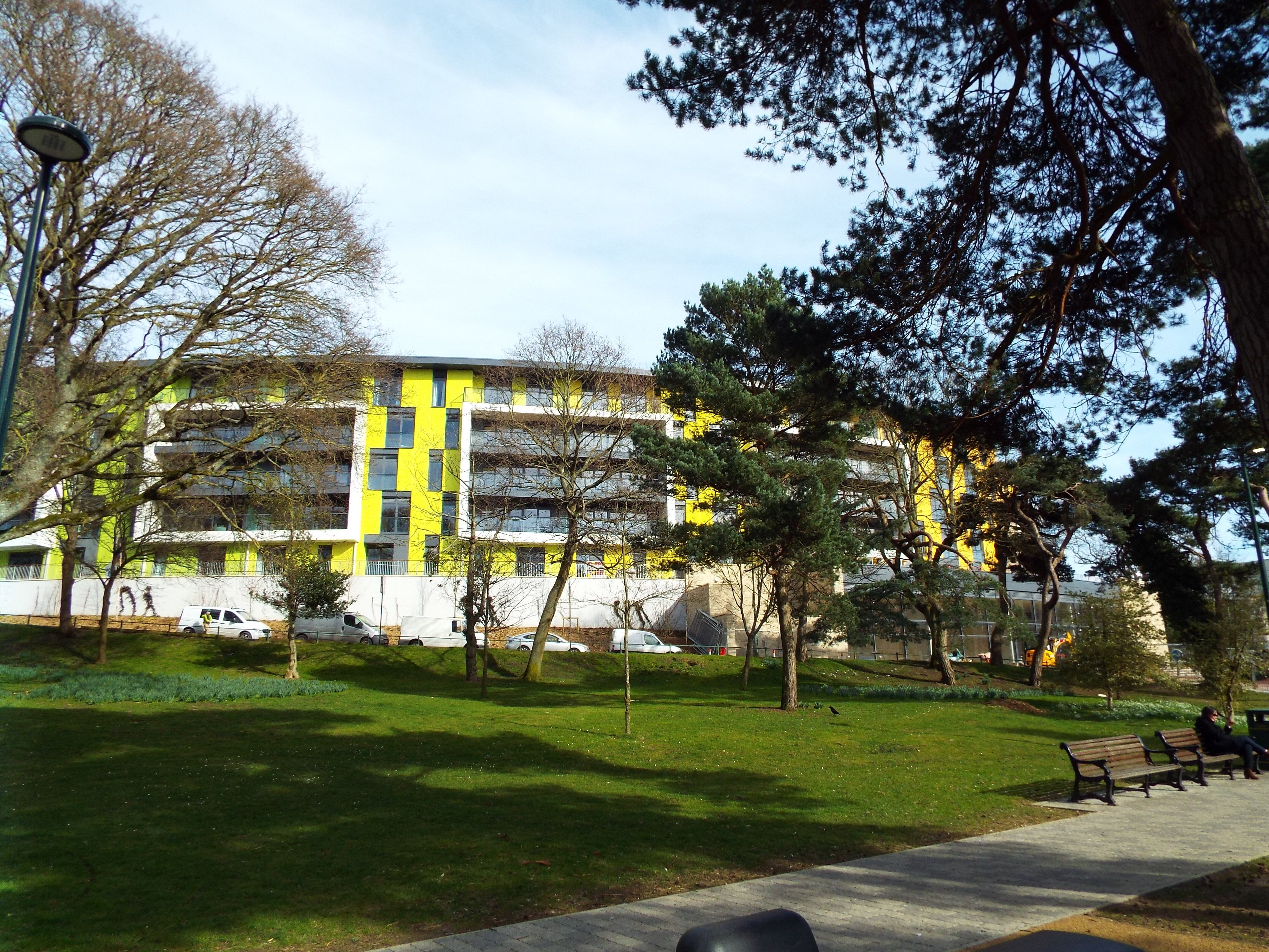 Flat Old Christchurch Road in Bournemouth