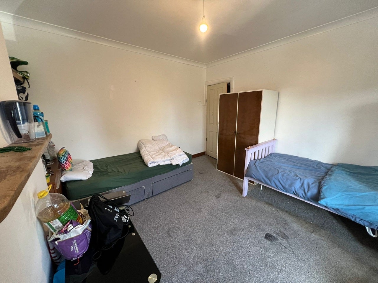 Flat Crayford High Street in Dartford