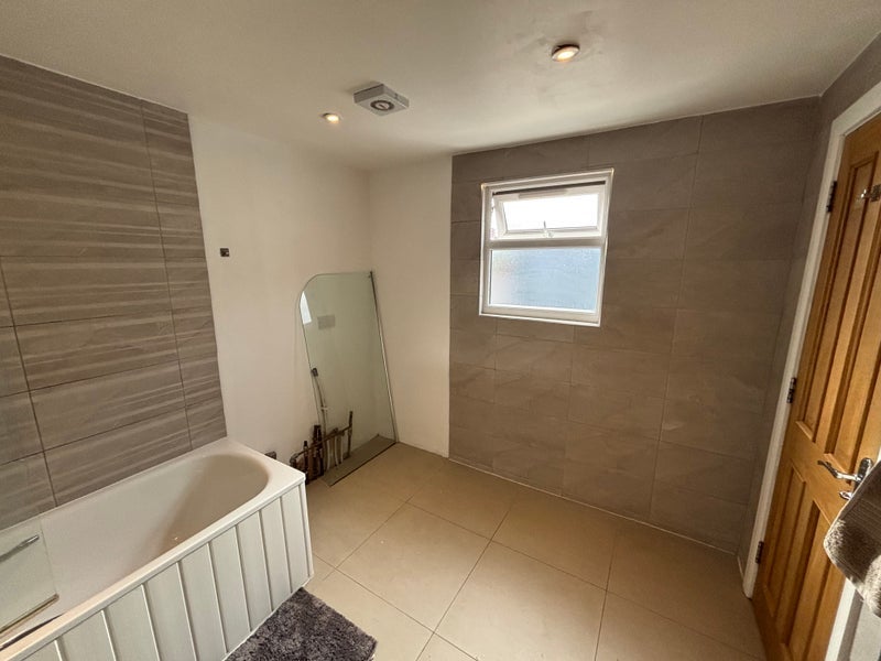 Room Hertford Road in Greater London