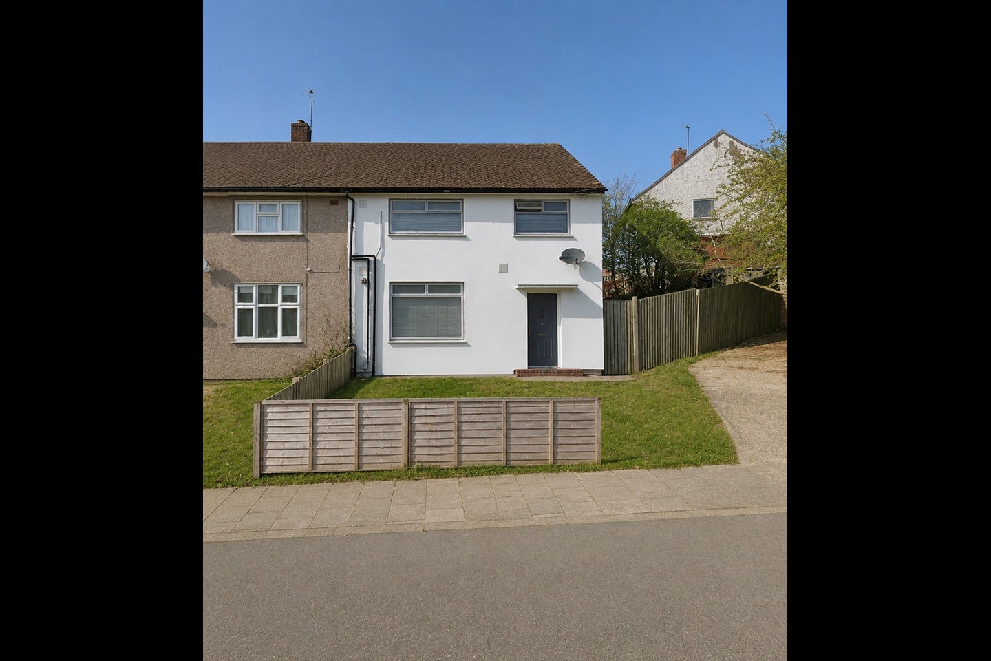 Flat Ravenscourt Road in Greater London