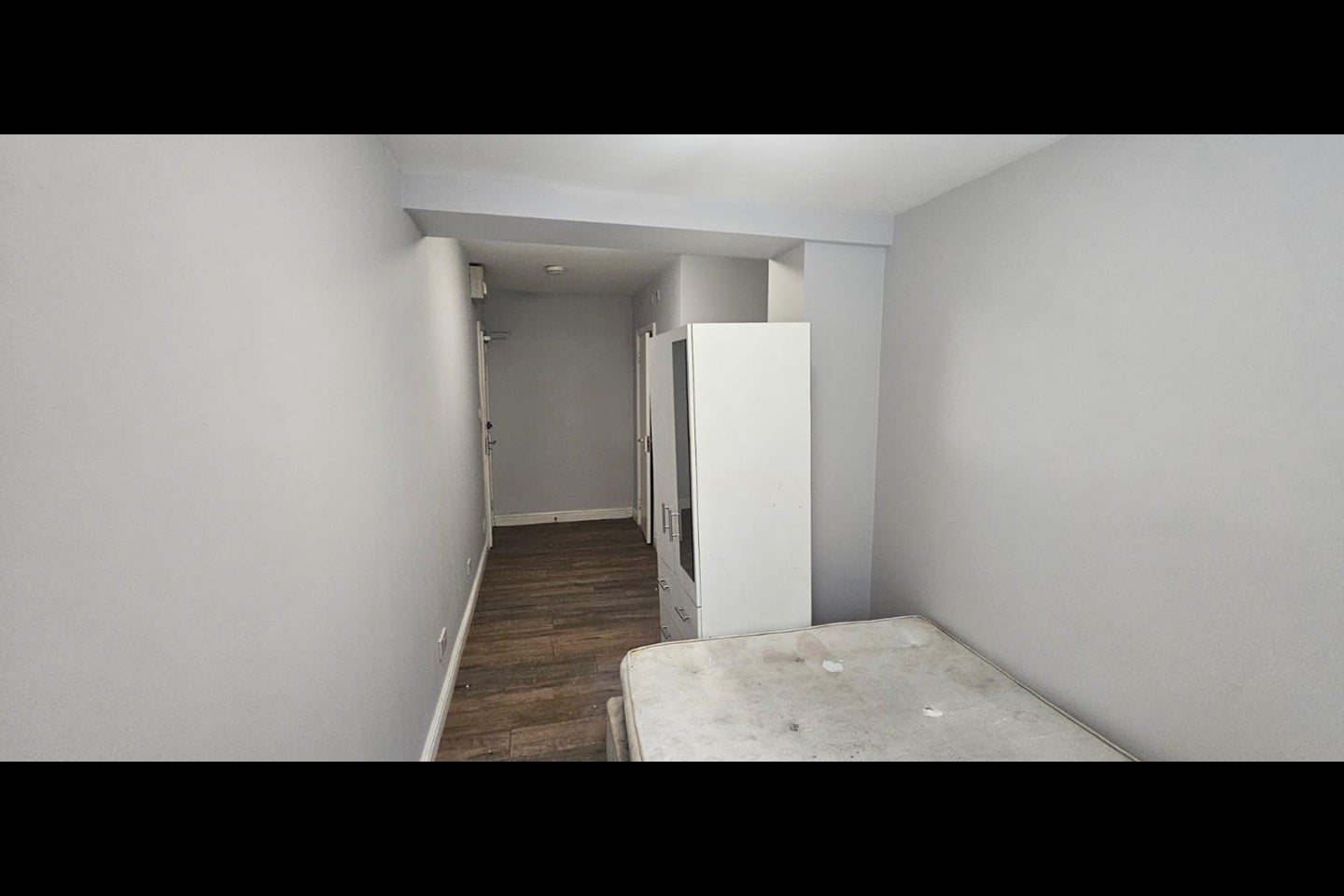 Flat Ravenscourt Road in Greater London