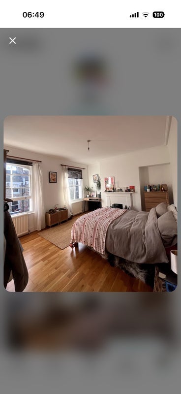Room Crossley Street in Greater London