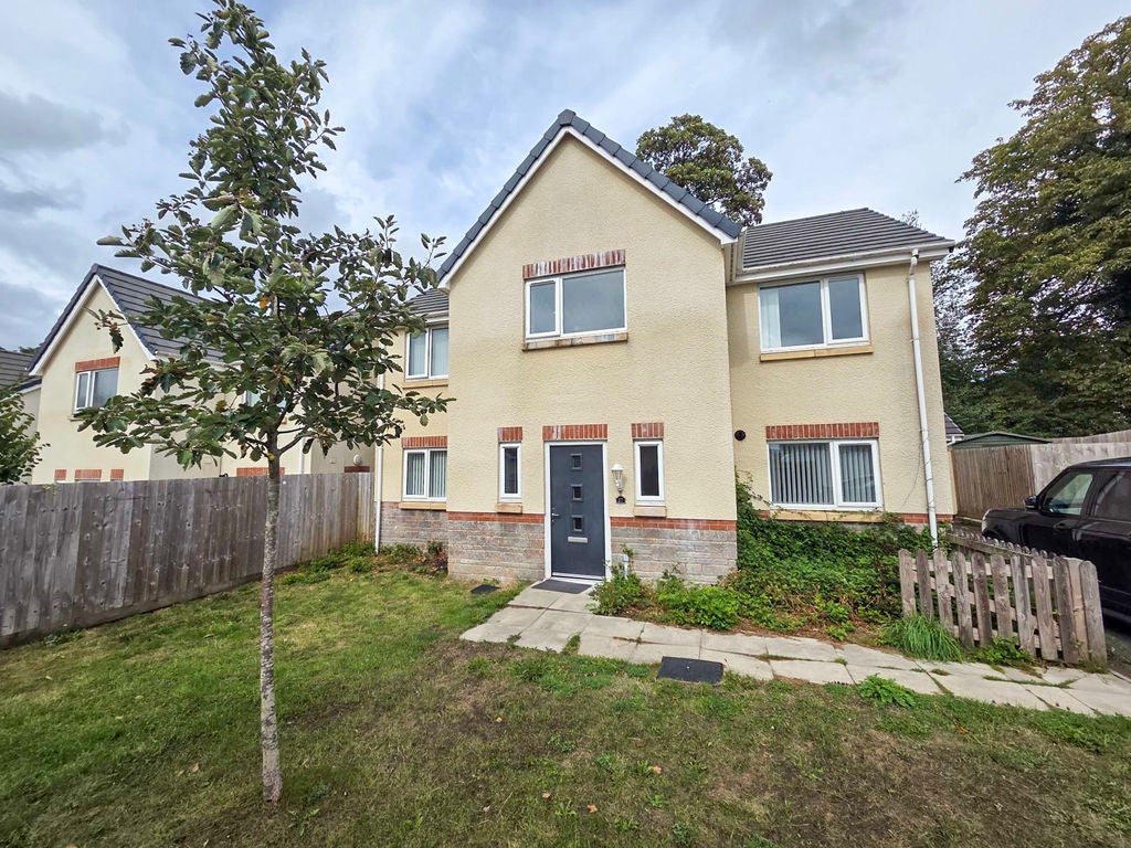 House Woodfield Park Lane in Penmaen