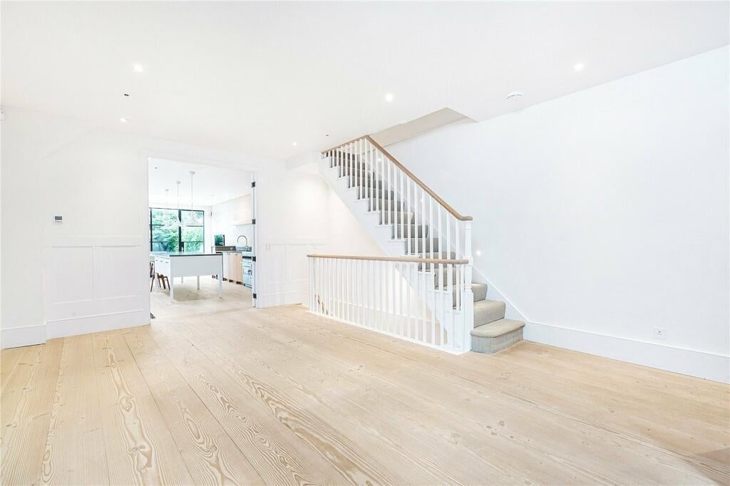 House Rumbold Road in Greater London