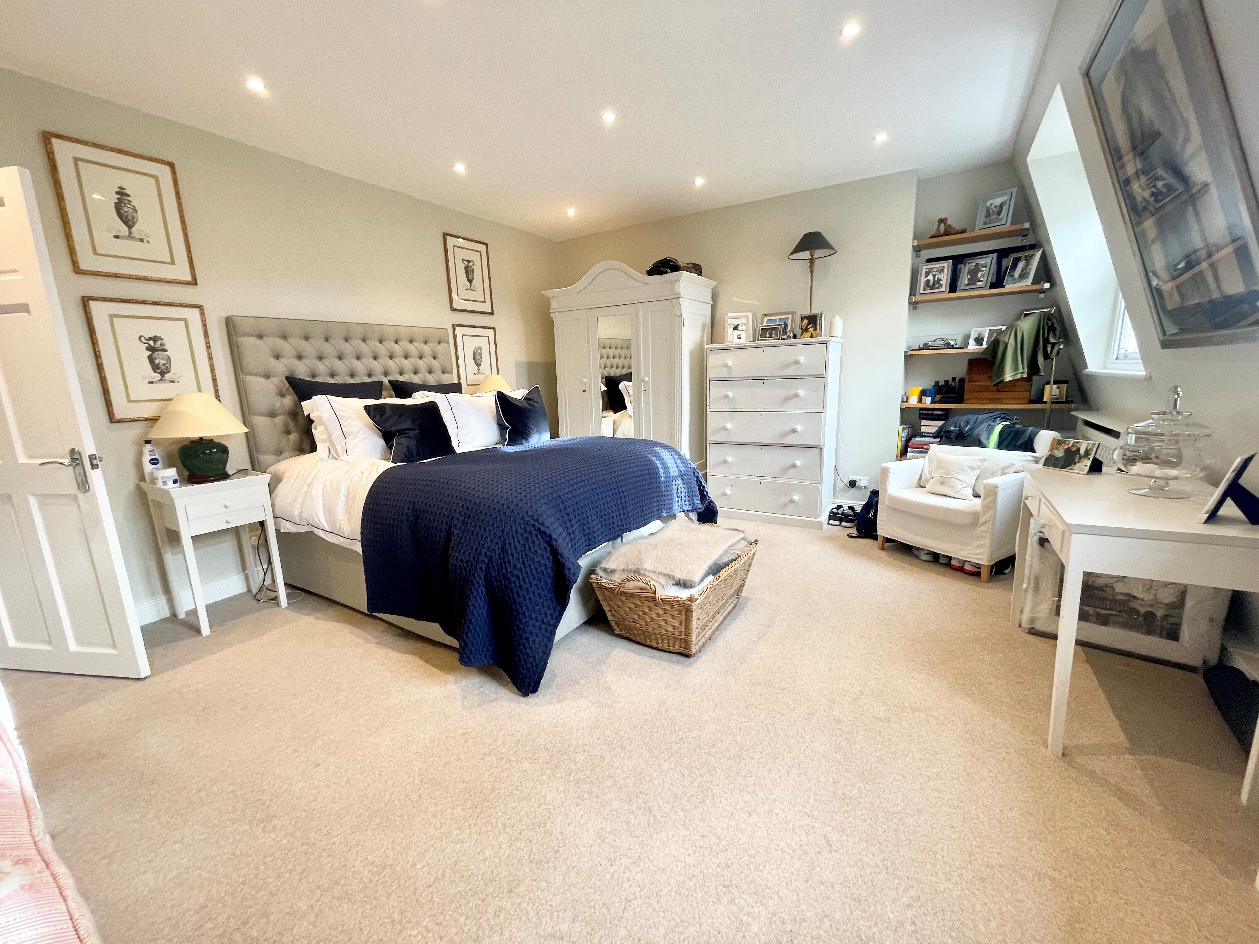 Flat Royal Crescent in Bath