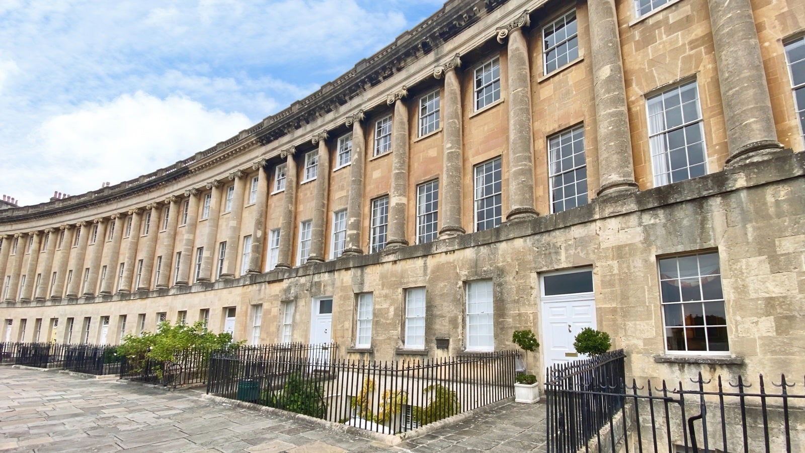Flat Royal Crescent in Bath