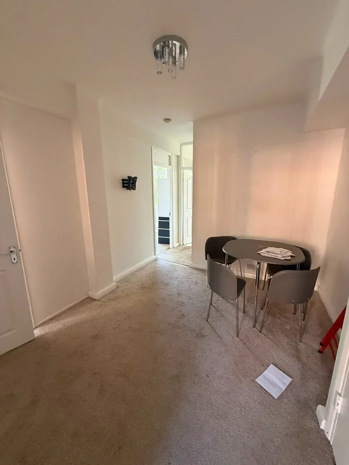 Room Eamont Street in City of Westminster
