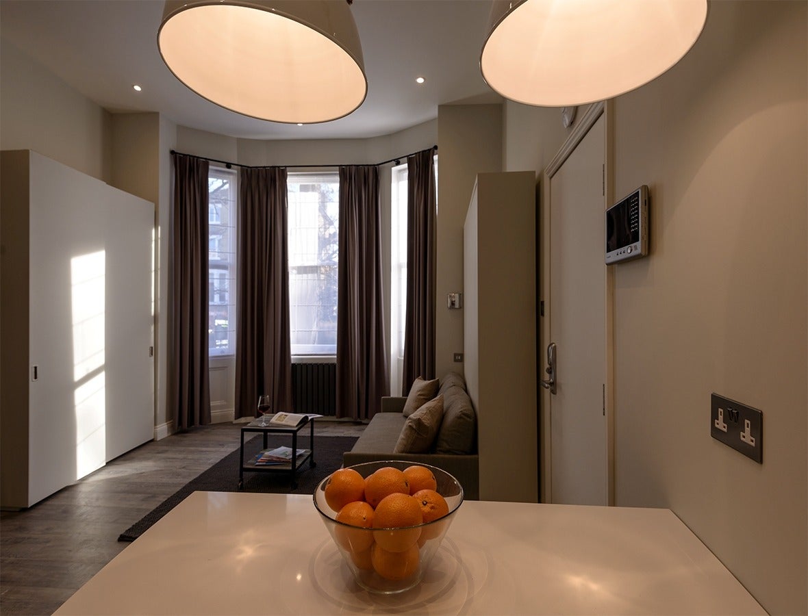 Flat West End Lane in Greater London