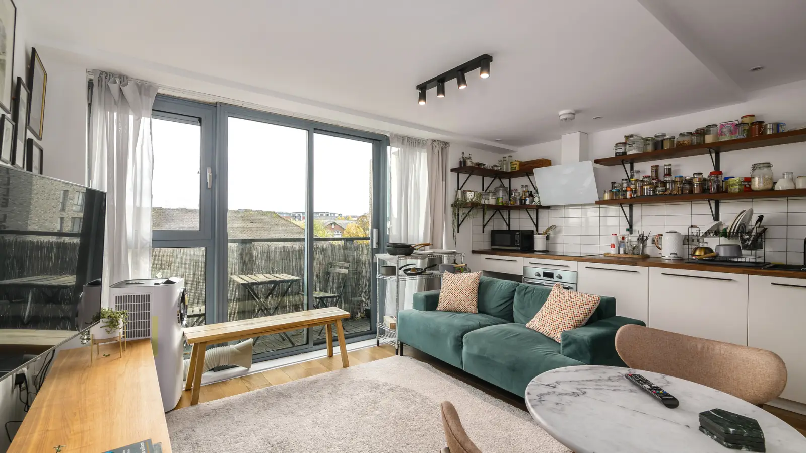 Flat Tennal Road in Birmingham