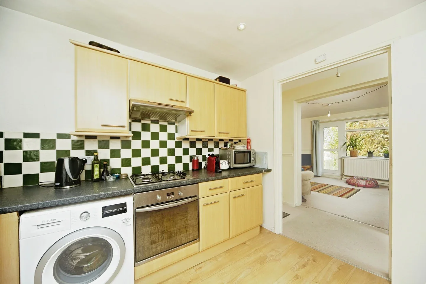 Flat Earlsfield Road in Greater London