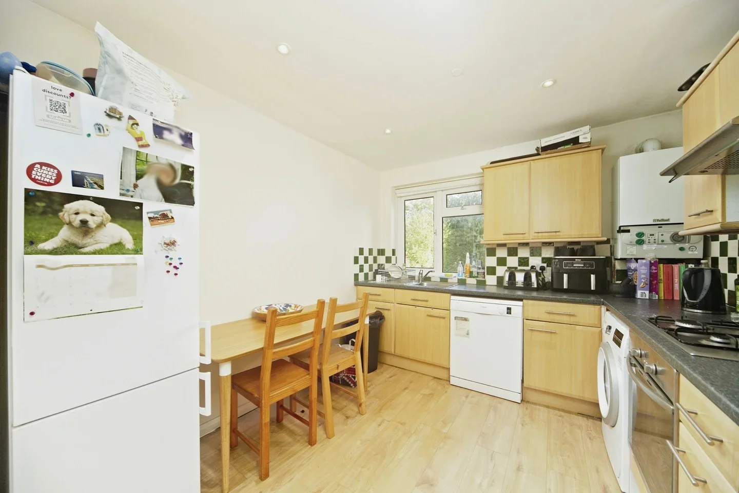 Flat Earlsfield Road in Greater London