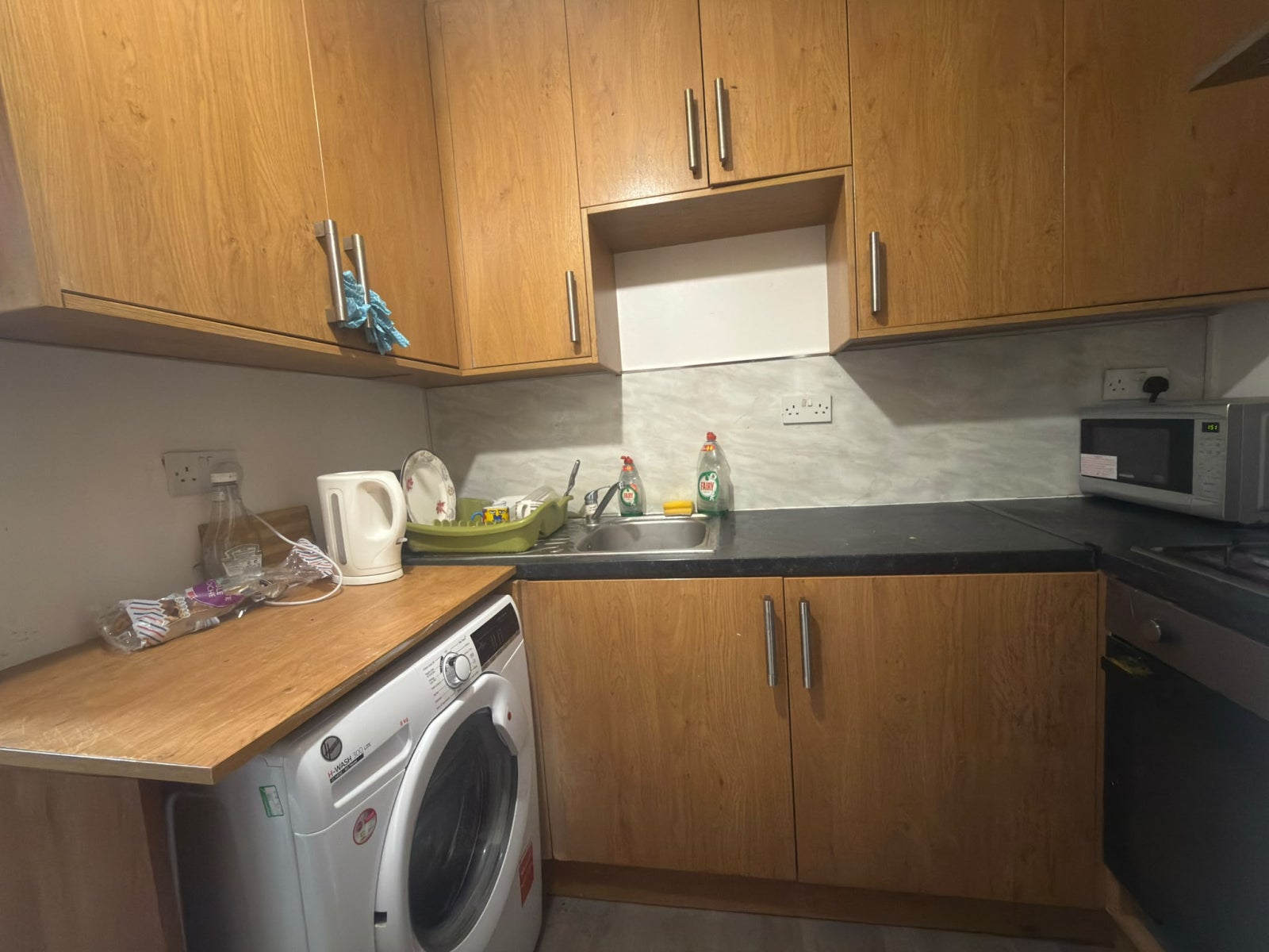 Room High Road in Greater London