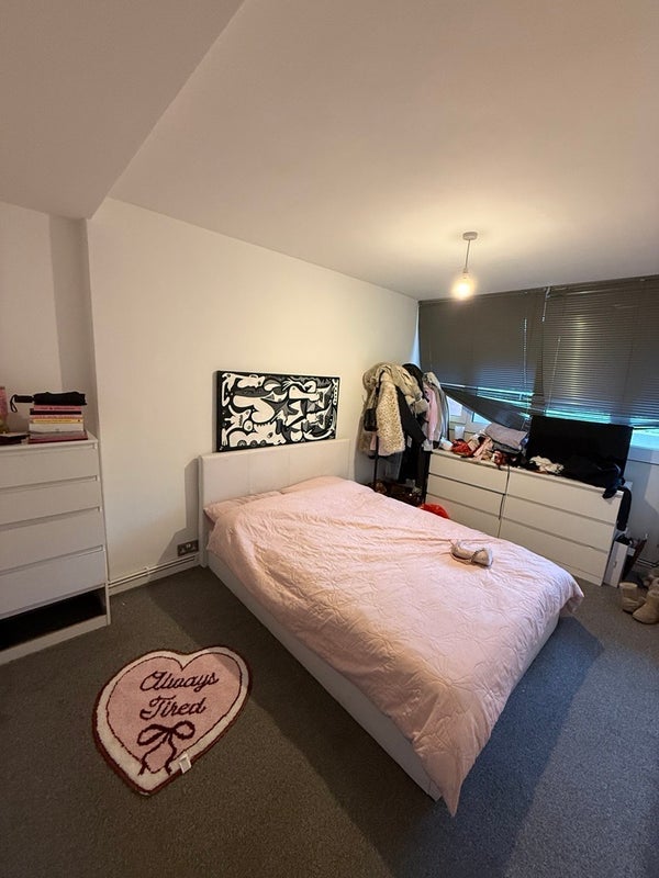 Room Royal Street in Greater London