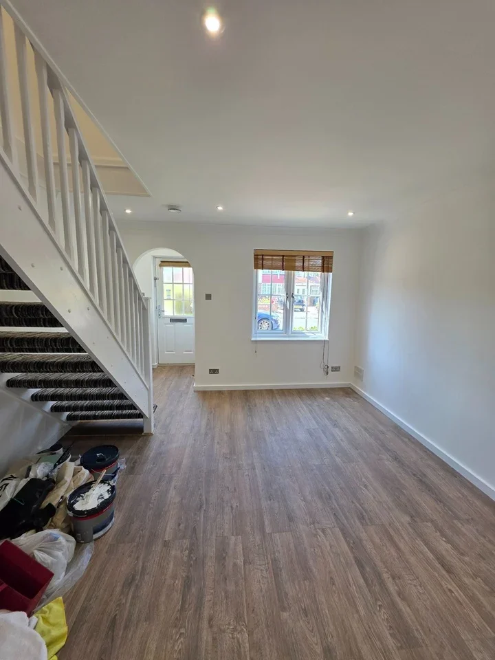House Oaks Road in Borough of Spelthorne