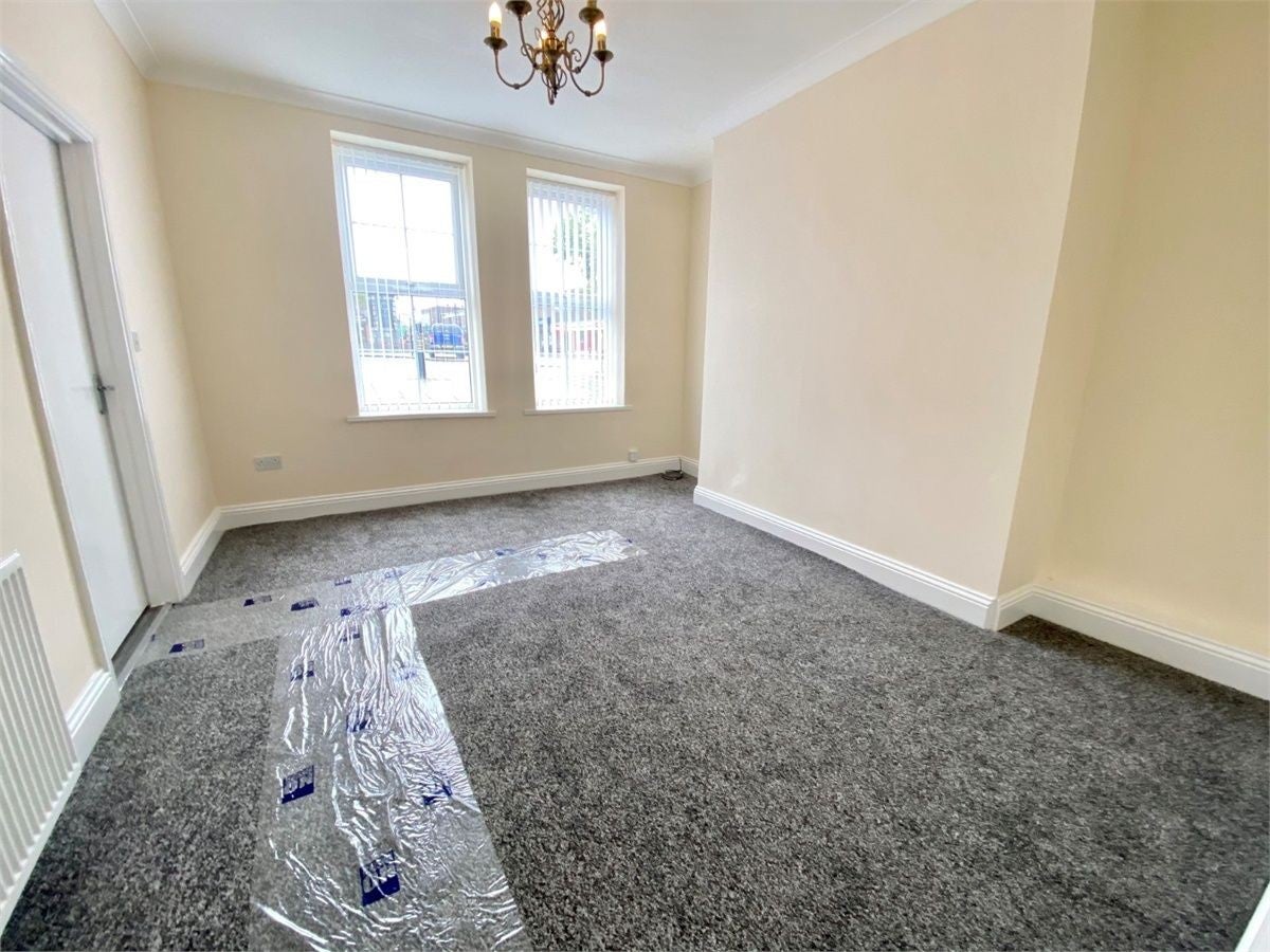 Flat South Terrace in Sunderland