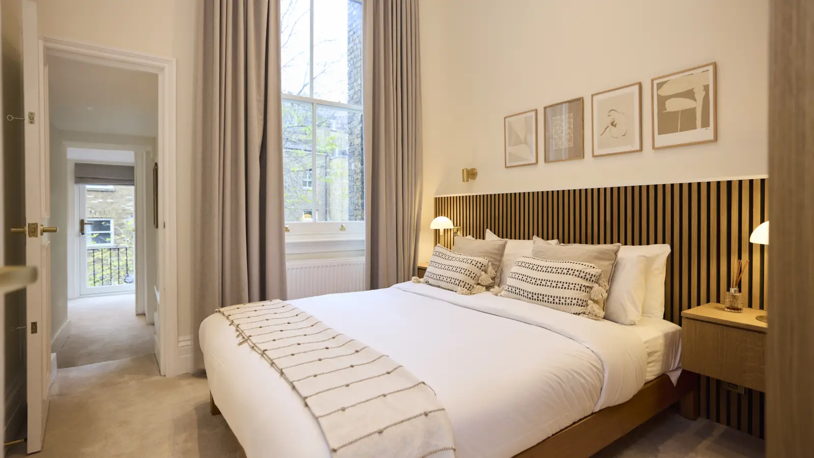 Flat Ifield Road in Greater London