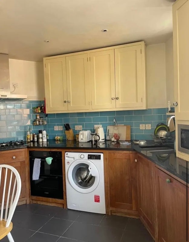 Room Camlet Street in Greater London