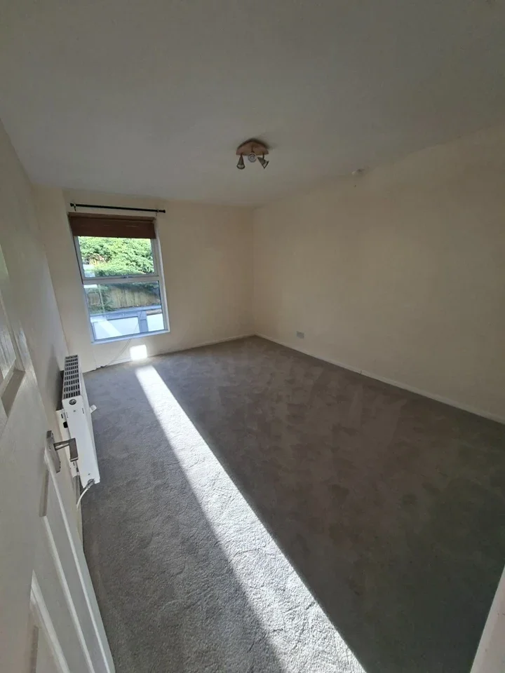 Flat Bloomfield Road in Chorley