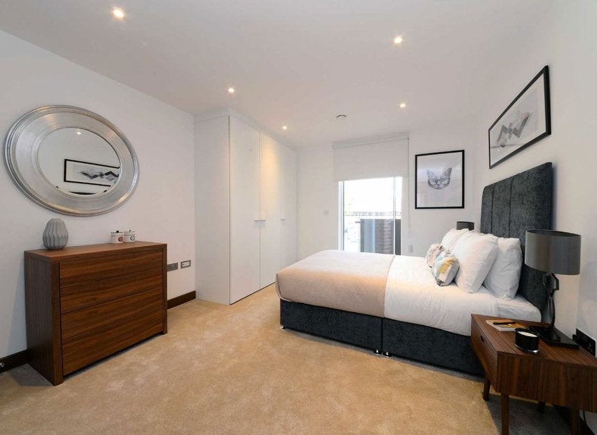 Flat Maygrove Road in Greater London