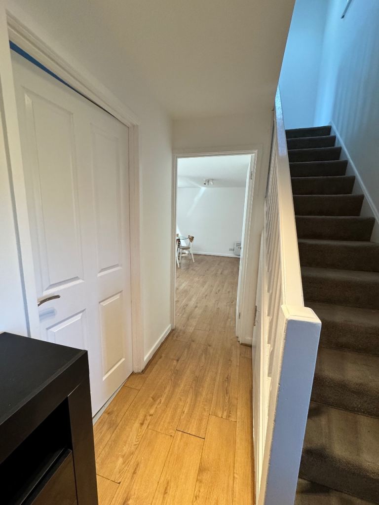 House Athol Square in Greater London