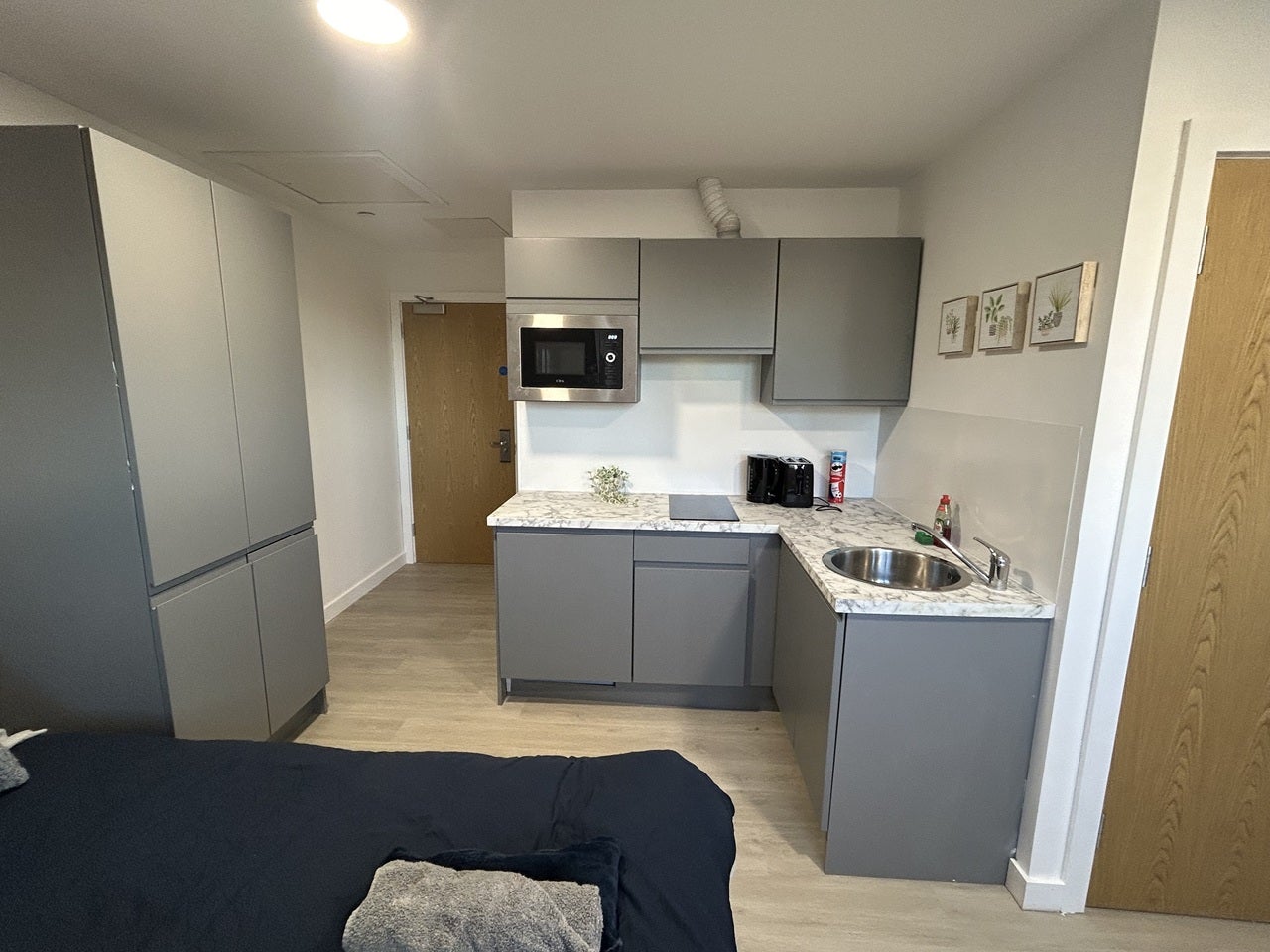 Flat Humphrey Road in Manchester