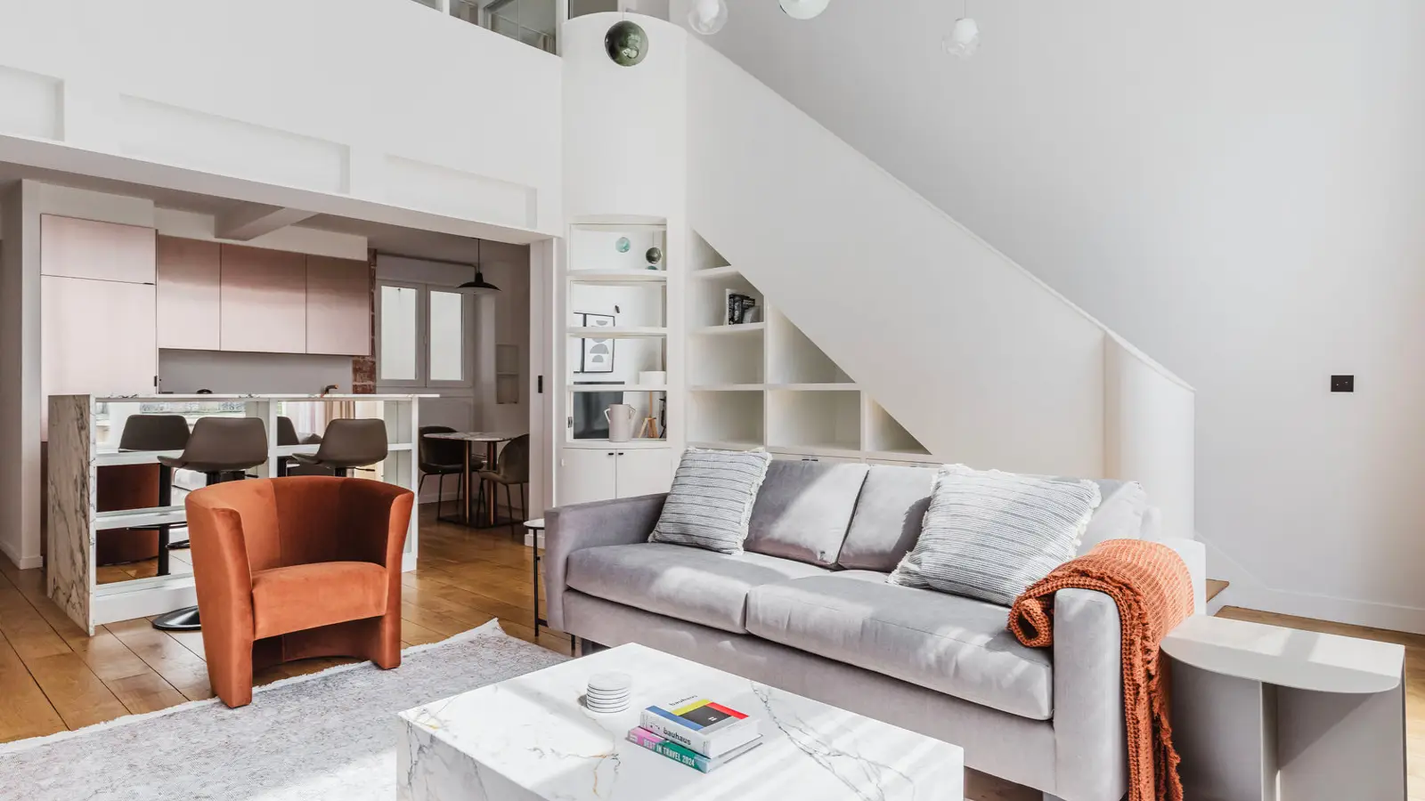 Flat Rue Mouraud in Paris