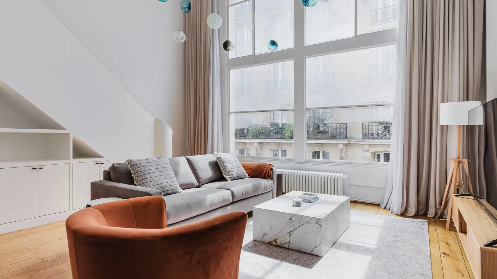 Flat Rue Mouraud in Paris