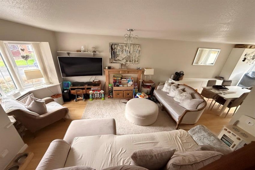 House Petworth Close in Manchester