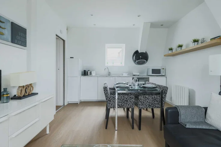 Appartement Rue Madame de Sévigné à Paris