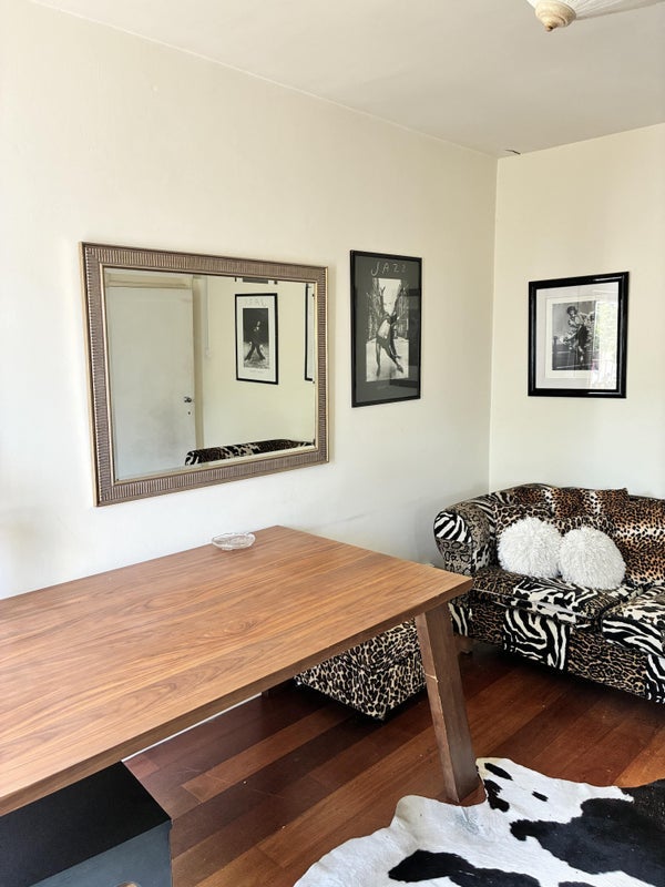 Room Harrington Street in Greater London