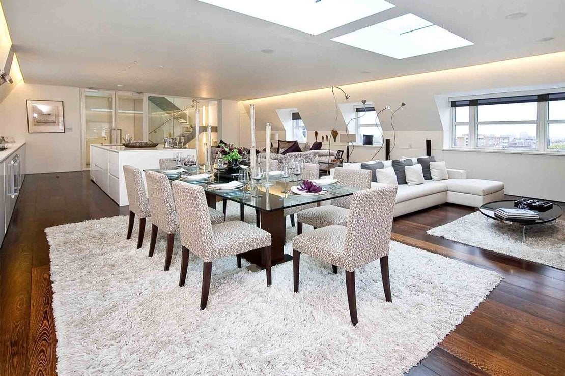 Flat Boydell Court in Greater London