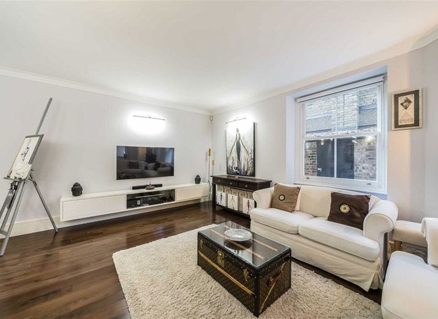 Flat Drayton Gardens in Greater London
