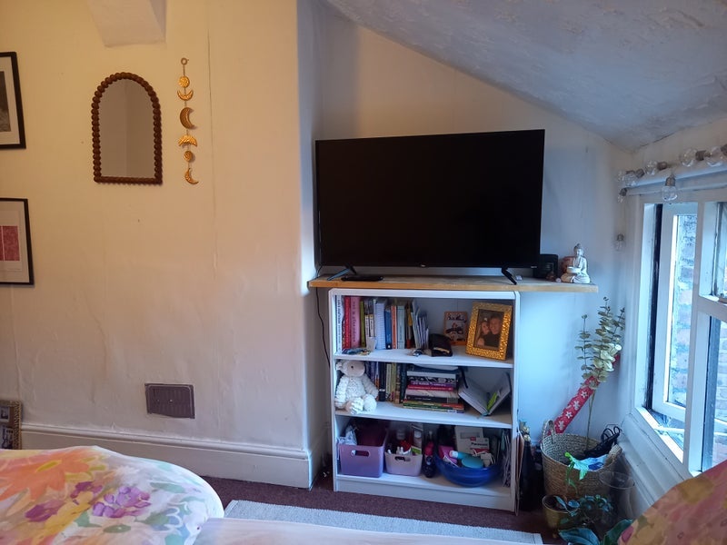 Room Barlow Moor Road in Manchester