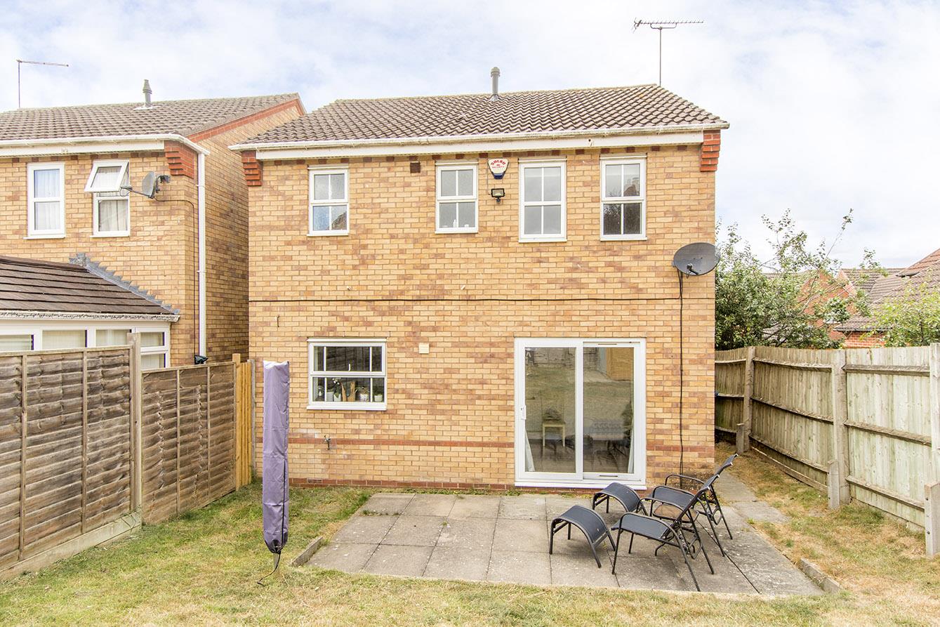 House Rylands Close in Harborough