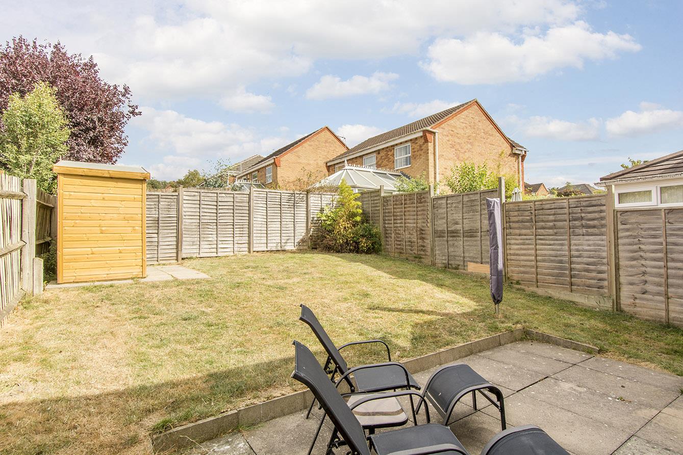 House Rylands Close in Harborough