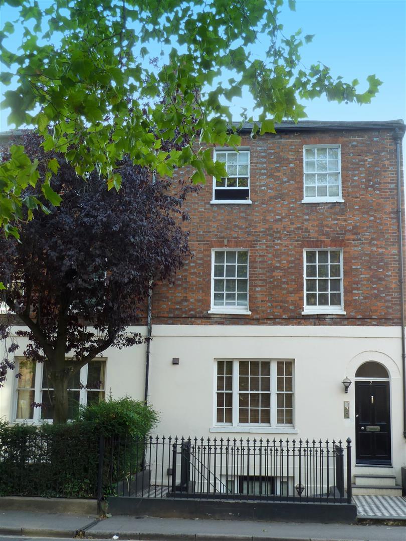 Flat Walton Street in Oxford