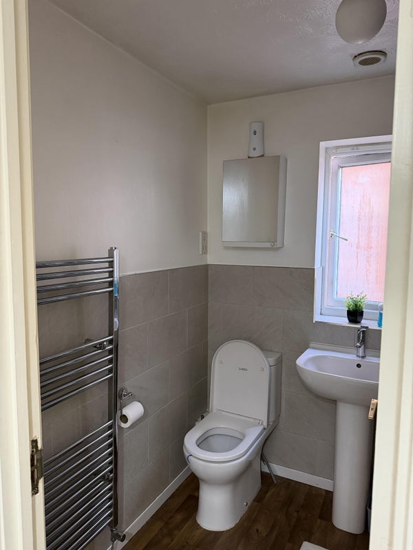 Room Ullswater Road in Manchester
